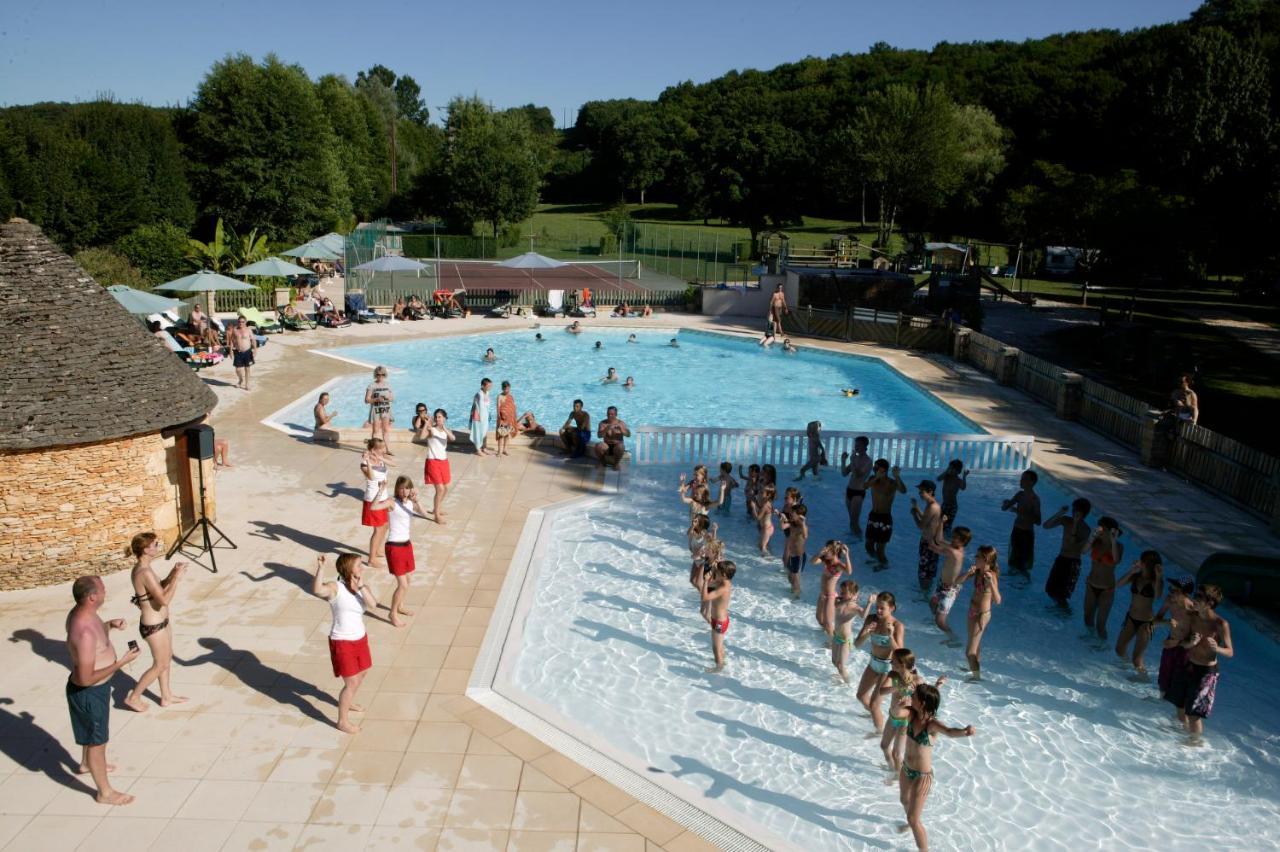 Camping Sunissim Le Moulin du Roch 5 stars Hotel Sarlat-la-Caneda Bagian luar foto